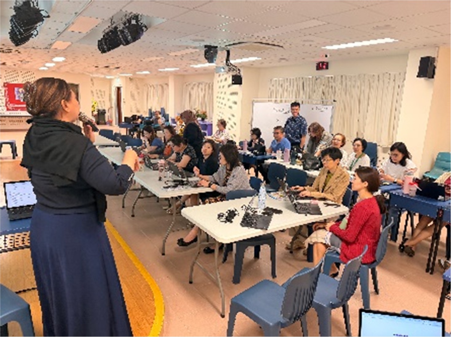 EL Induction on Magic School